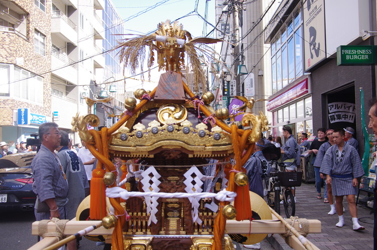 立派なお神輿